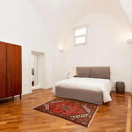 San Matteo House *